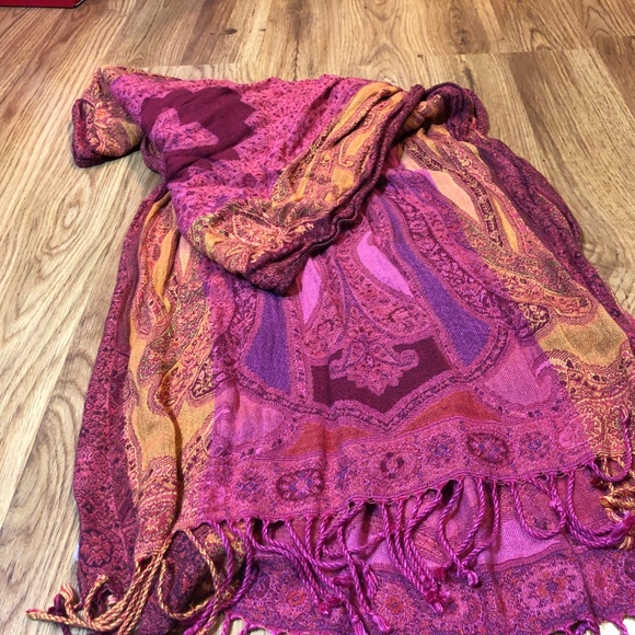 Pink & Orange Patterned Scarf - Picture 4 of 4